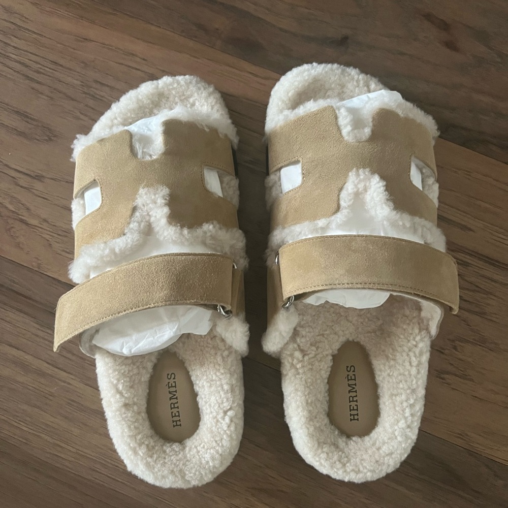 COPY - HERMES Chypre ladies sandal in leather and shearling, size 38.5 NWT